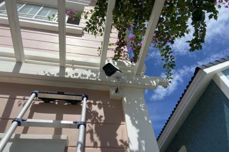 Camera trong nhà giá bao nhiêu ? Chi phí lắp đặt bao nhiêu - 3546