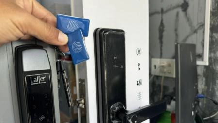 Nếu vân tay không nhận dạng để mở khóa tôi phải làm sao - 6141