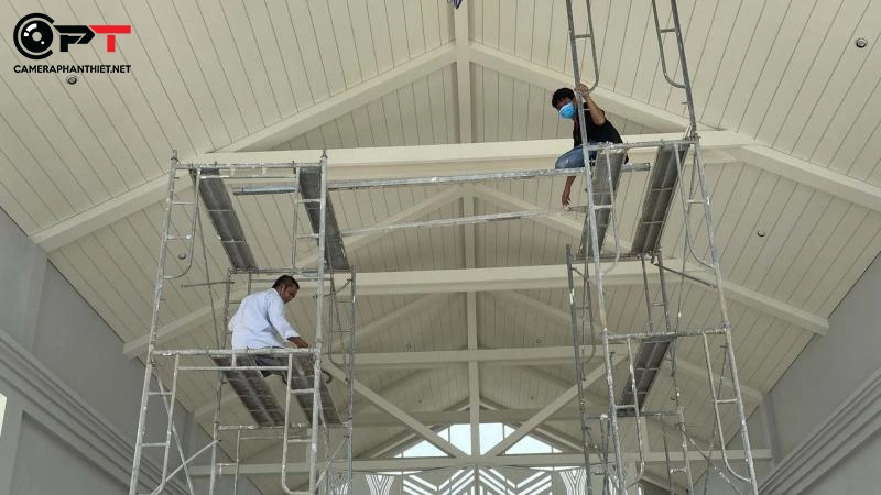 thi công hệ thống camera, hệ thống wifi, âm thanh, cửa từ cho quầy bar công trình NOVA WORLD - 2508