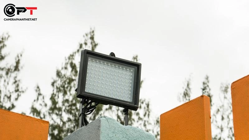 Ưu và nhược điểm của đèn năng lượng mặt trời - 2838