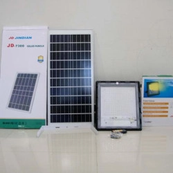 Đèn pha năng lượng mặt trời 300w chính hãng JD JINDIAN JD 7300