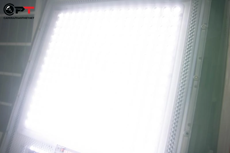 Đèn pha năng lượng mặt trời 300w chính hãng JD JINDIAN JD 7300 - 3069