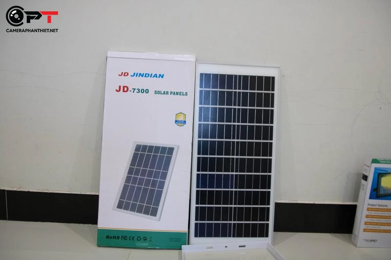 Đèn pha năng lượng mặt trời 300w chính hãng JD JINDIAN JD 7300 - 3070