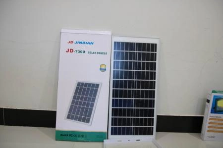 Đèn pha năng lượng mặt trời 300w chính hãng JD JINDIAN JD 7300 - 3070