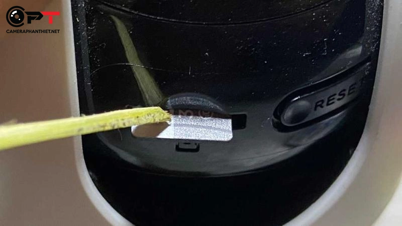 hướng dẫn cách lắp thẻ nhớ vào camera imou a22, kbone h21 - 3122