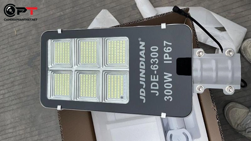 JD 6300 NEWS đèn năng lượng mặt trời 300w, đèn đường chính hãng JINDIAN (JD) - 3143