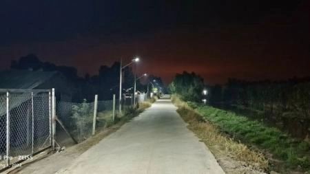 JD 6300 NEWS đèn năng lượng mặt trời 300w, đèn đường chính hãng JINDIAN (JD) - 3142