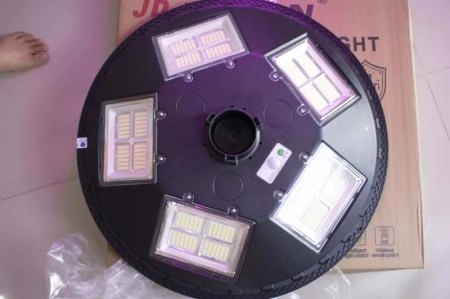 ĐÈN NĂNG LƯỢNG MẶT TRỜI 500W - ĐĨA BAY - UFO500 - JD SOLAR - 3665