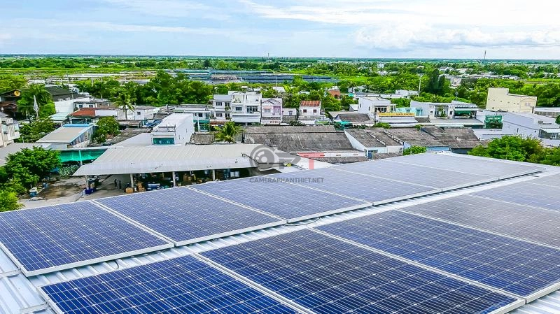 Tấm pin năng lượng mặt trời có hoạt động sản xuất điện vào ban đêm không ? - 5375