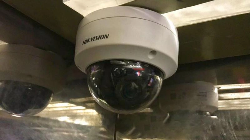 Giá lắp camera trong thang máy gồm những vật tư nào ? - 5889