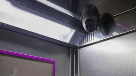 Giá lắp camera trong thang máy gồm những vật tư nào ? - 5888
