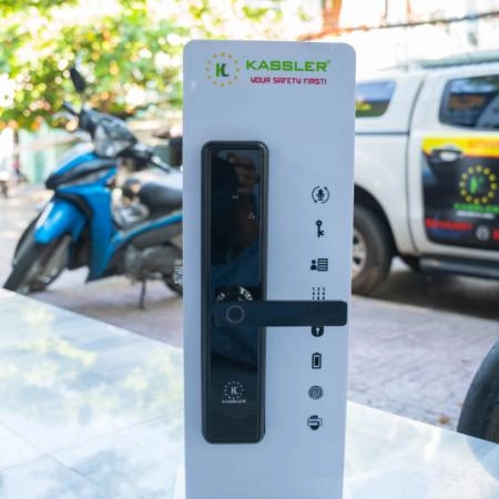 Khóa Kassler KL-566 BLACK APP - Cửa gỗ, cửa nhựa, cửa chính, cửa phòng ngủ ảnh 