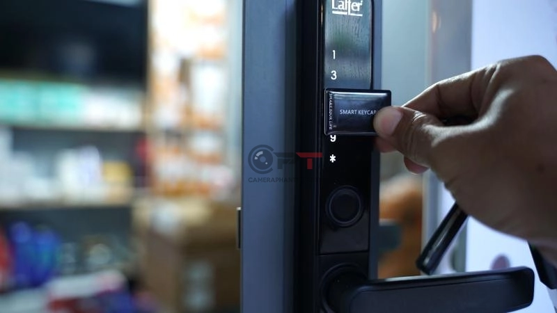 Cách mở khóa vân tay bằng mật khẩu, thẻ từ - 6057