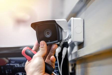 Vệ sinh định kỳ camera