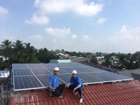 So sánh chi phí điện truyền thống và điện mặt trời