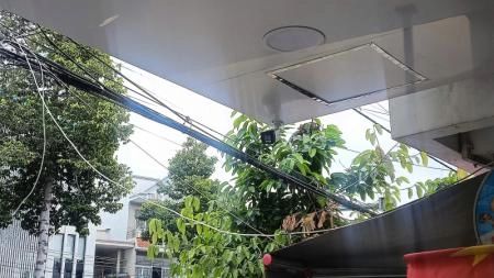 Đầu tư cửa hàng chỉnh chu và những tuyến đường lớn